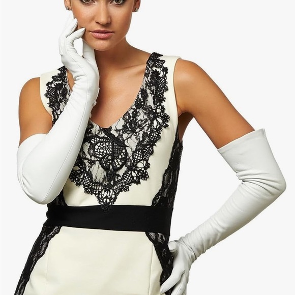 Fratelli Orsini Accessories - Fratelli Orsini Angelina White Leather Silk Lined 3 Button Bridal/Opera Gloves